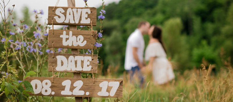 Read more about the article You’re Engaged… Now What? Four Great Wedding Planning Tips